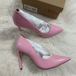 Steve Madden Vala Pink Patent
Worn inside, once